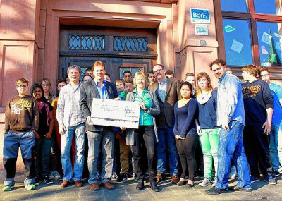 Firma Kurzbach stiftet Werkrealschule 500 Euro
